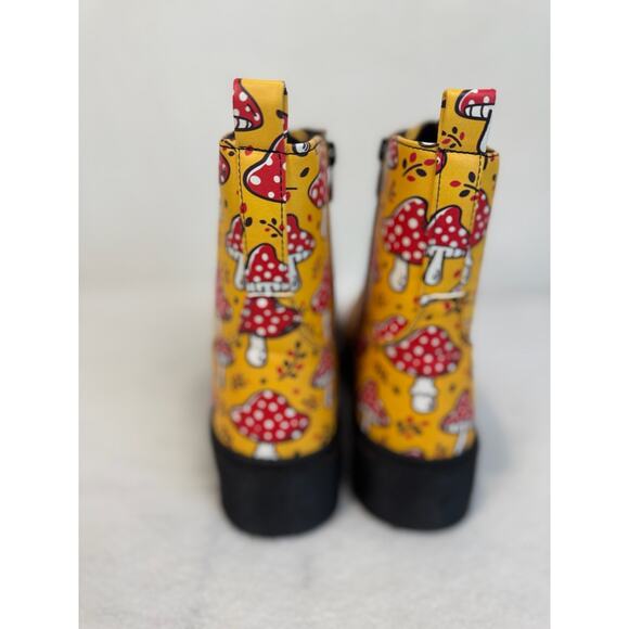 Yoki Yellow Red Mushroom Boots Vegan Leather Lug Sole Combat Size 6 - Picture 4 of 9